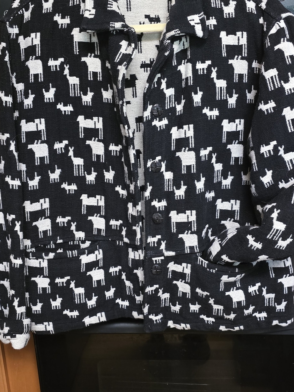 Chico Black & White Llama Patterned Art To Wear Jacket Med